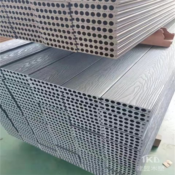 秦皇岛市塑木地板行业协会专委会9月工作会议在秦皇岛举行